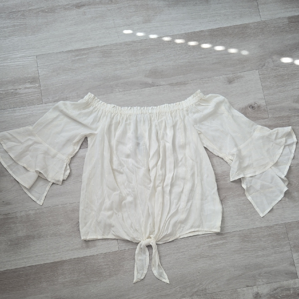 Elegant Off-Shoulder Cream Top w/ Gold Accent Stripes